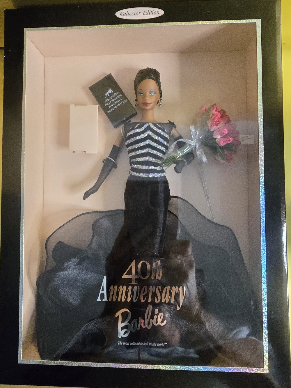 40th Anniversary Barbie THE MOST COLLECTABLE DOLL IN TH WORLD RARE FINE